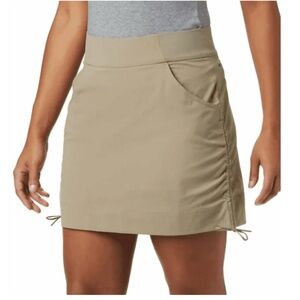 COLUMBIA Anytime Omni-Shield Skort Tusk Hiking Skirt Size Medium